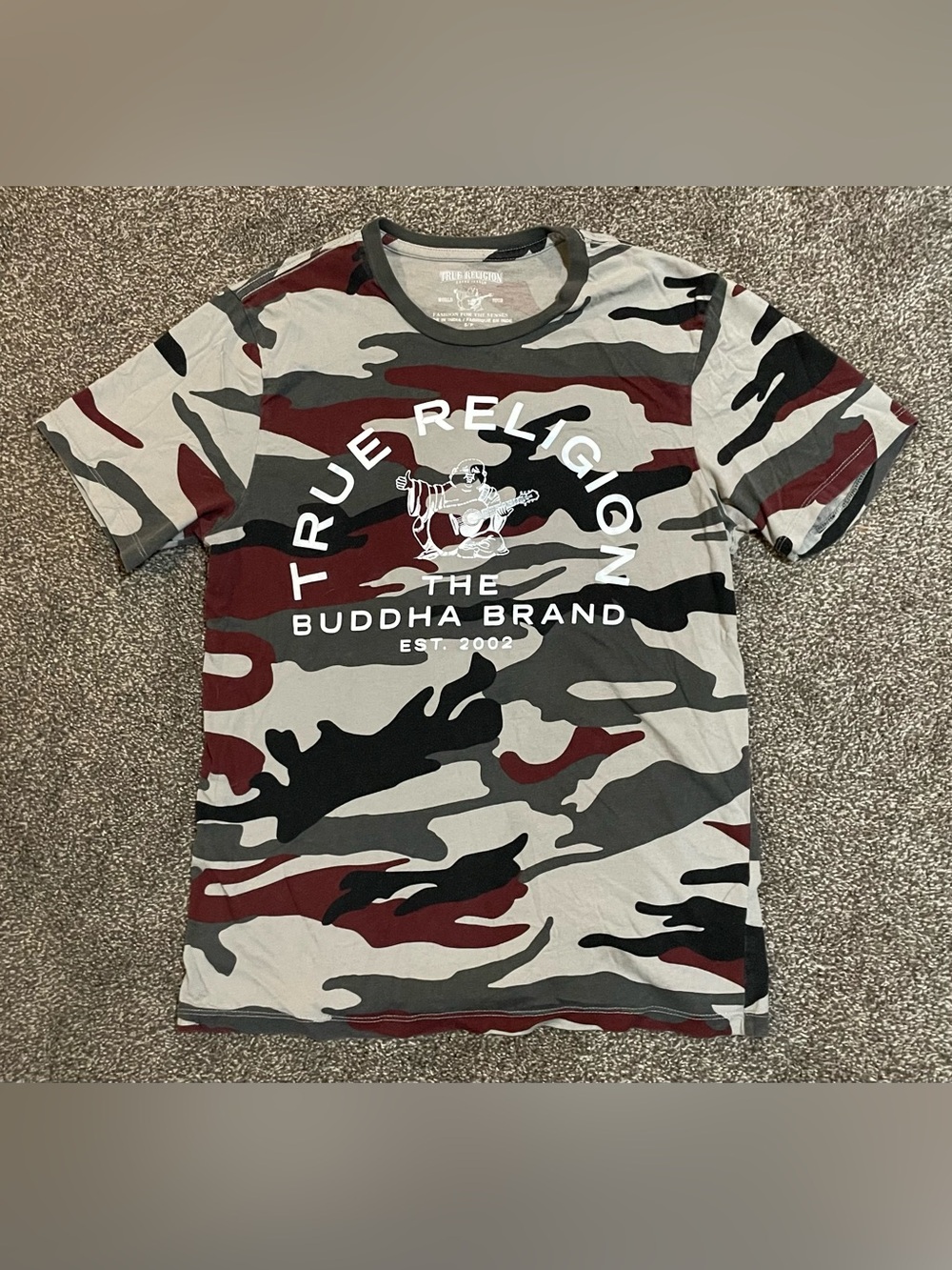 True Religion Men's Camo Graphic Oversized Small Tee - Red, Black, Gray